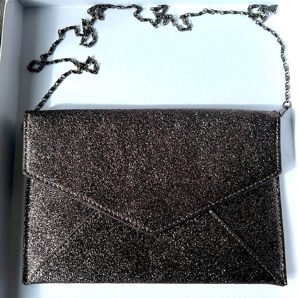 Neiman Marcus Gray** Metallic envelope clutch with chain